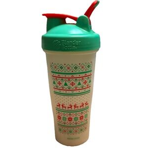 Blender Bottle Classic 28 oz. Special Edition Shaker w/ Loop Top - Christmas